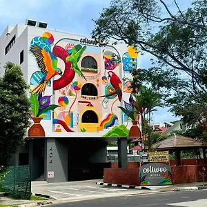 Coliwoo Pasir Panjang - Coliving Singapore